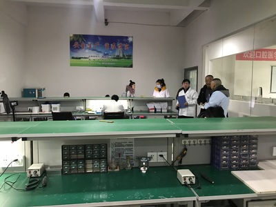 貴州省藥品監督管理局對花溪區醫療器械生產企業開展飛行檢查